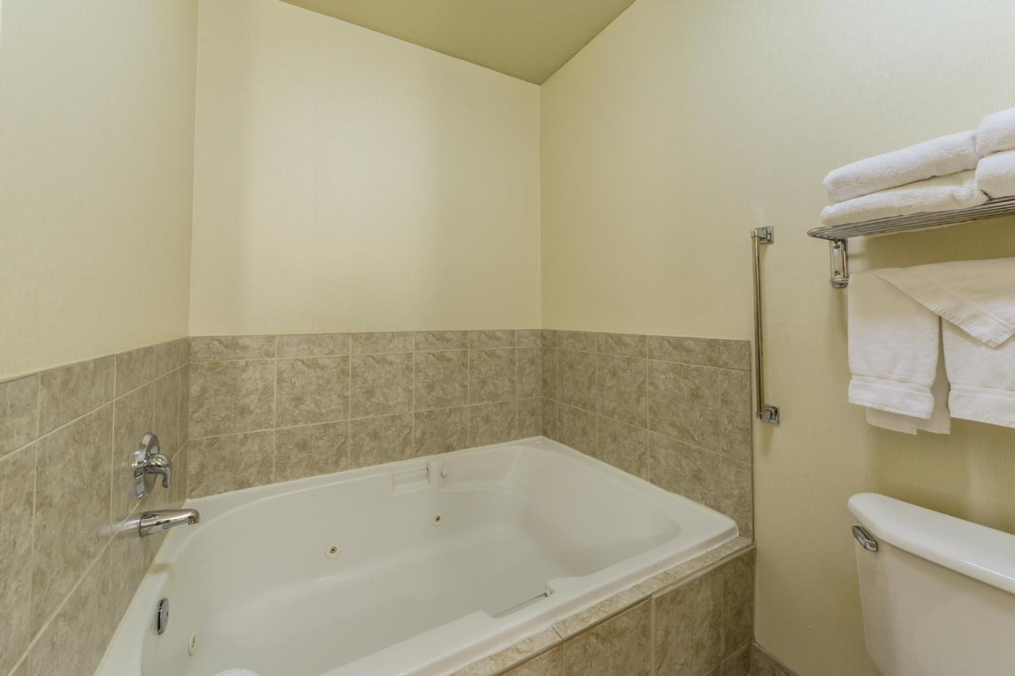 Triple Play Resort Hotel & Suites Hayden Chambre photo